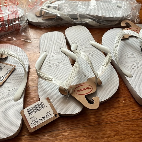 Havaianas flip flops, white, US 9/10M 11/12W, EUR 43/44, Brazil 41-42 - open box - Picture 2 of 5
